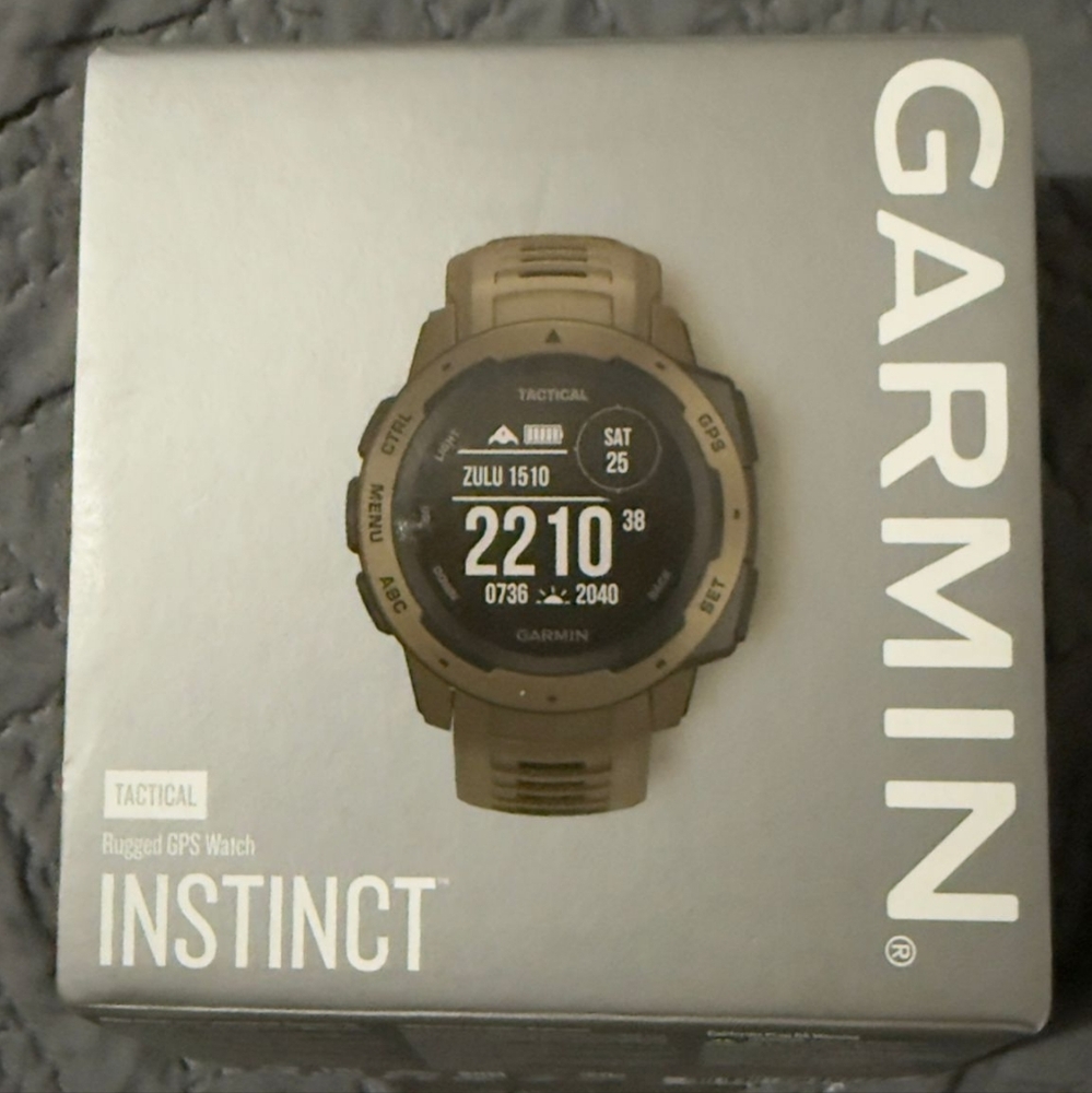 Garmin Instinct® – Tactical EditionCoyote Tan NEW ITEM OPEN BOX.